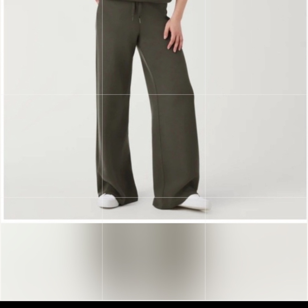 SPANX Air Essentials wide leg Olive green pants